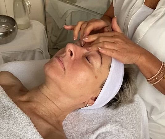 Kosmetische Behandlung